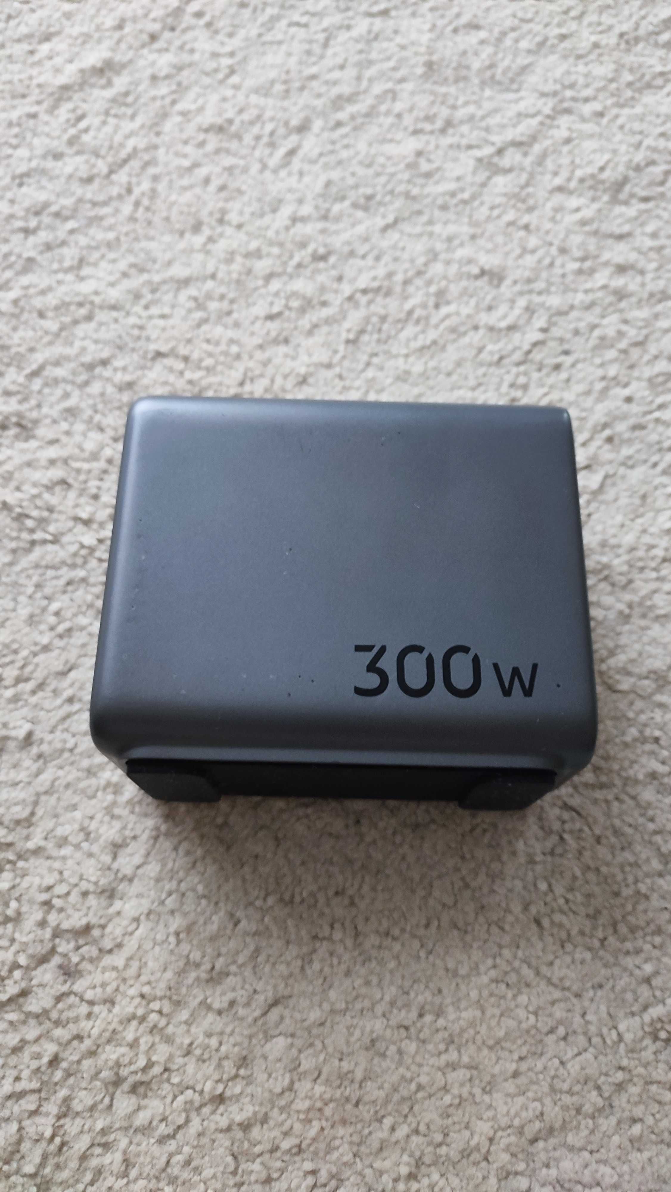 UGREEN USB-A USB-C 300W ładowarka GaN szybka ładowarka