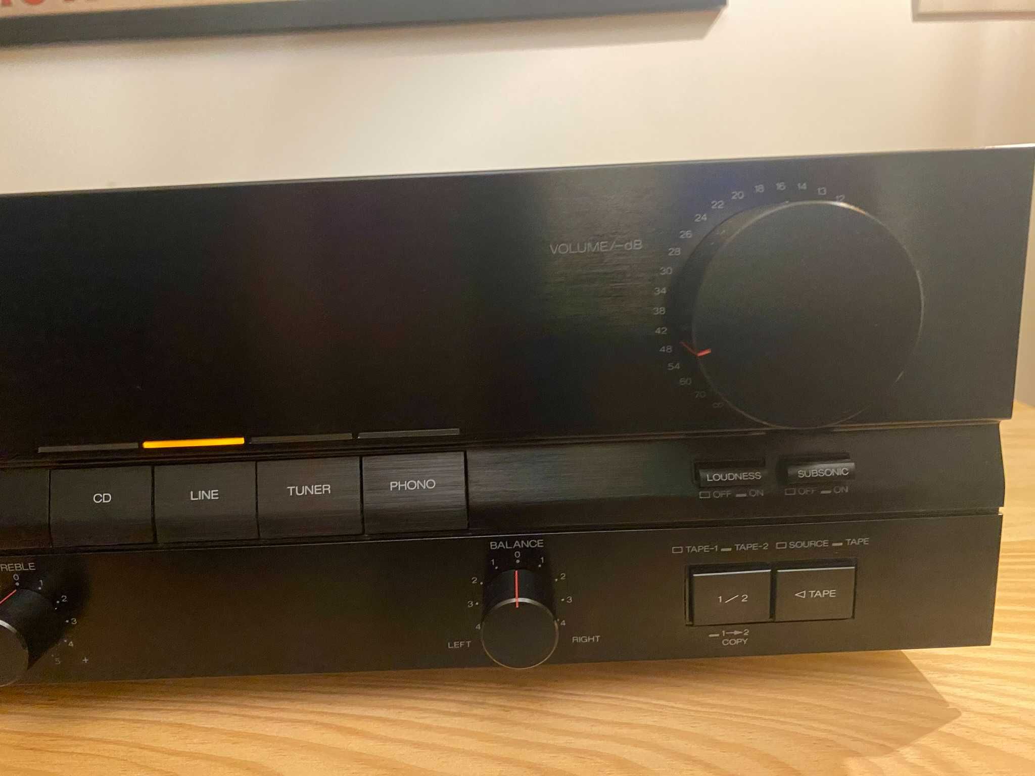 Amplificador Sansui - AU-X201i