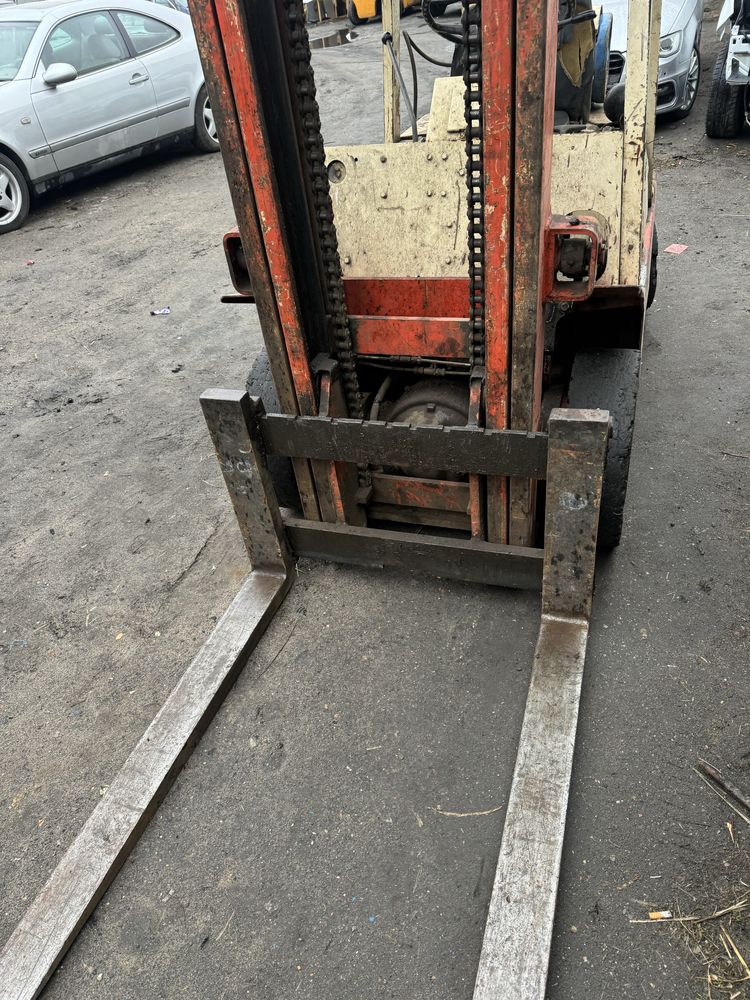 Wozek widowy silnik gaz 3800 waga 2.5 tony udzwig