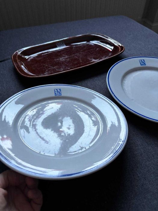 SPOŁEM 2 talerze obiadowe i półmisek PRL