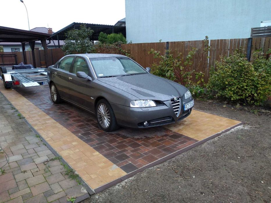 Alfa Romeo 166 3.2 V6 Distinctive szpera Q2 , ale uszkodz. silnik
