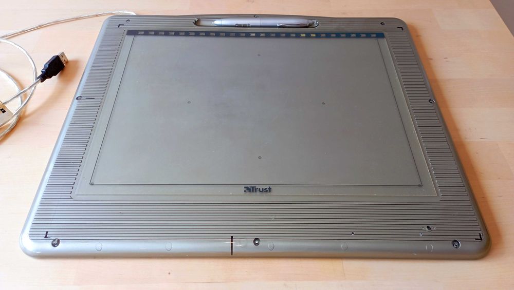 Mesa Digitalizadora Trust A4+