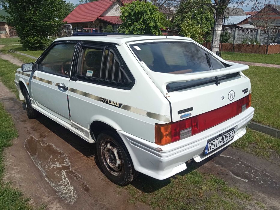 sprzedam lada samara
