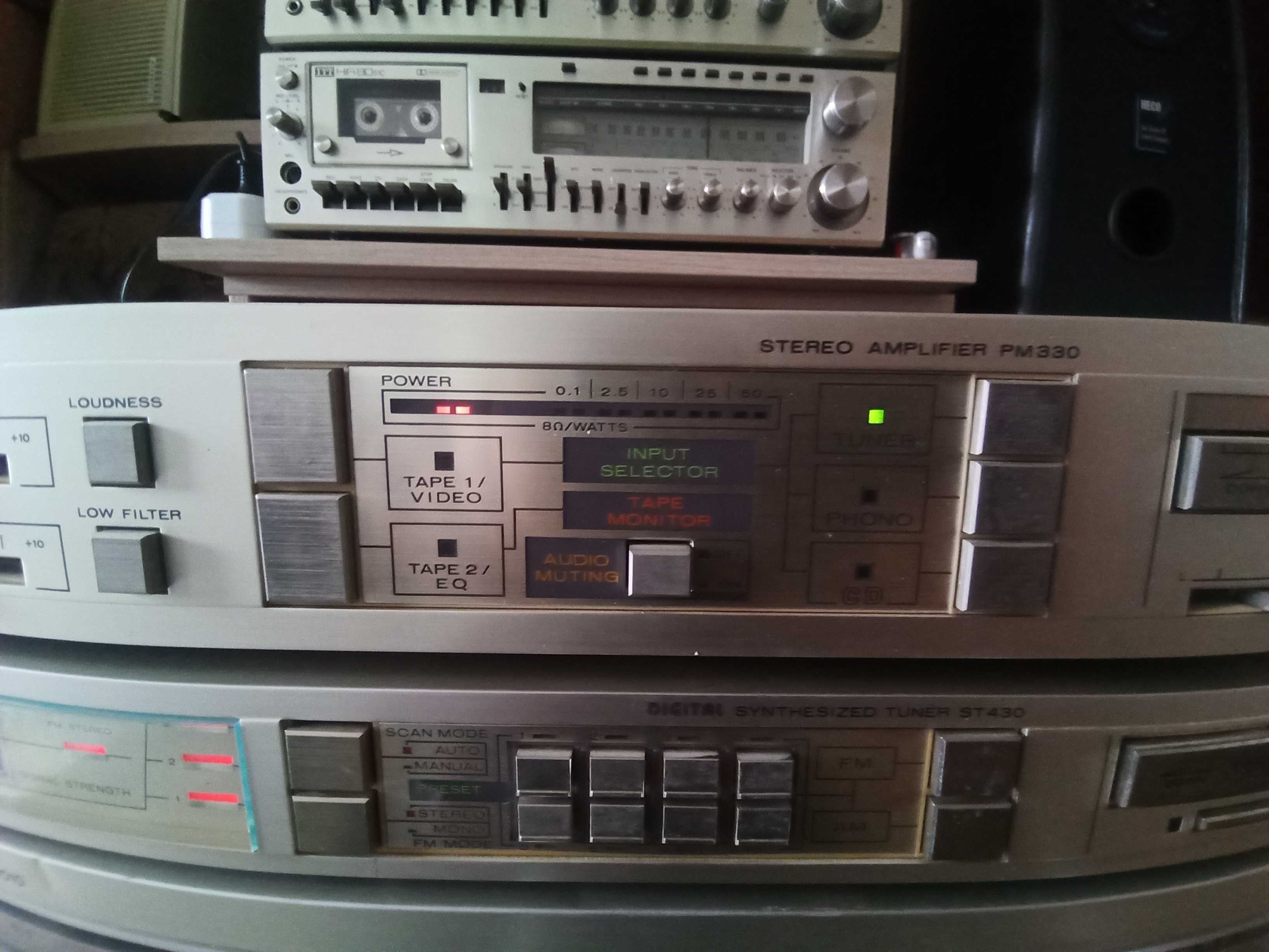 Marantz PM-330 & Marantz ST430