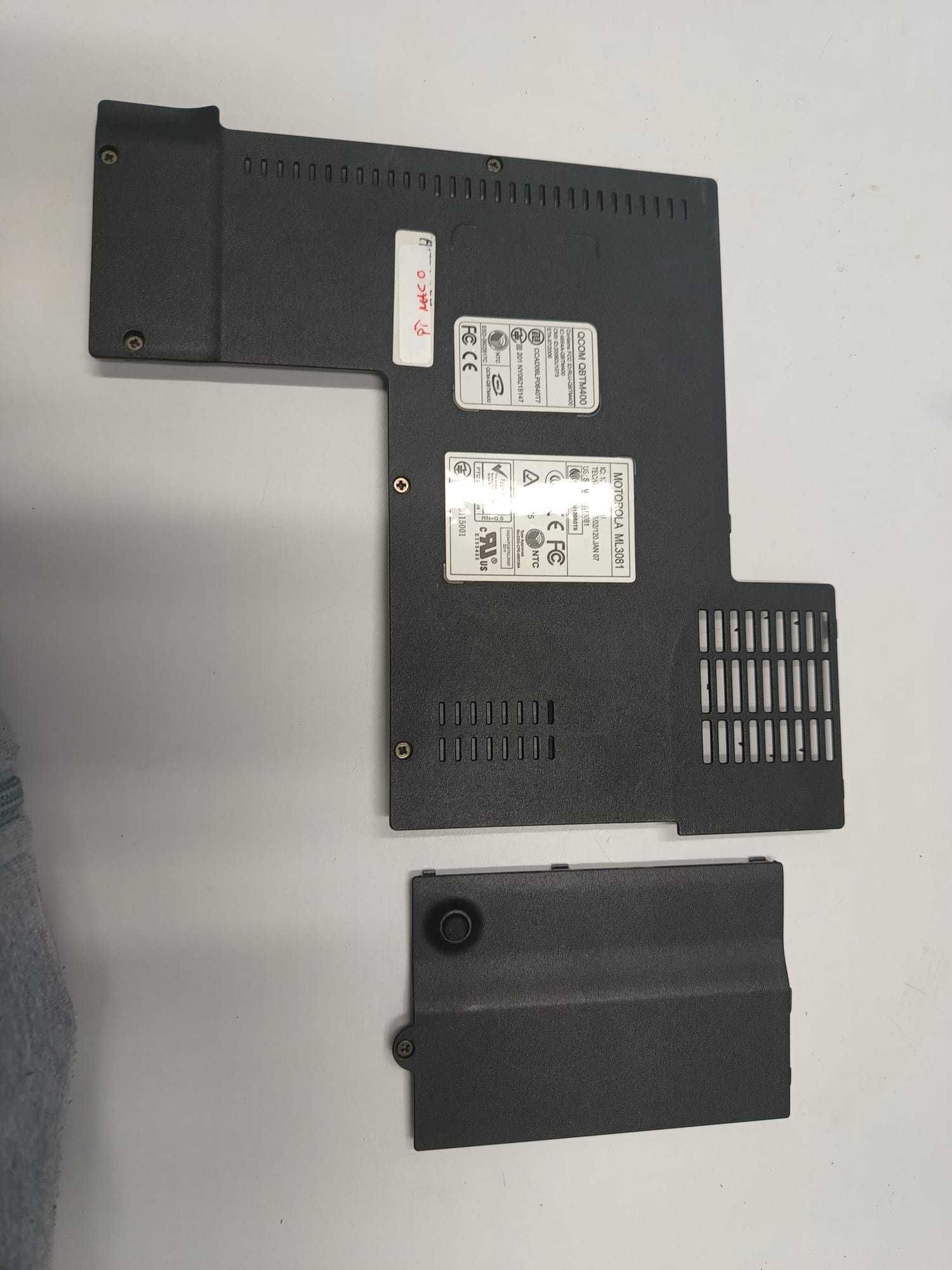 Klapki dolnej obudowy do laptopa Max Data Belinea b.book 5.1