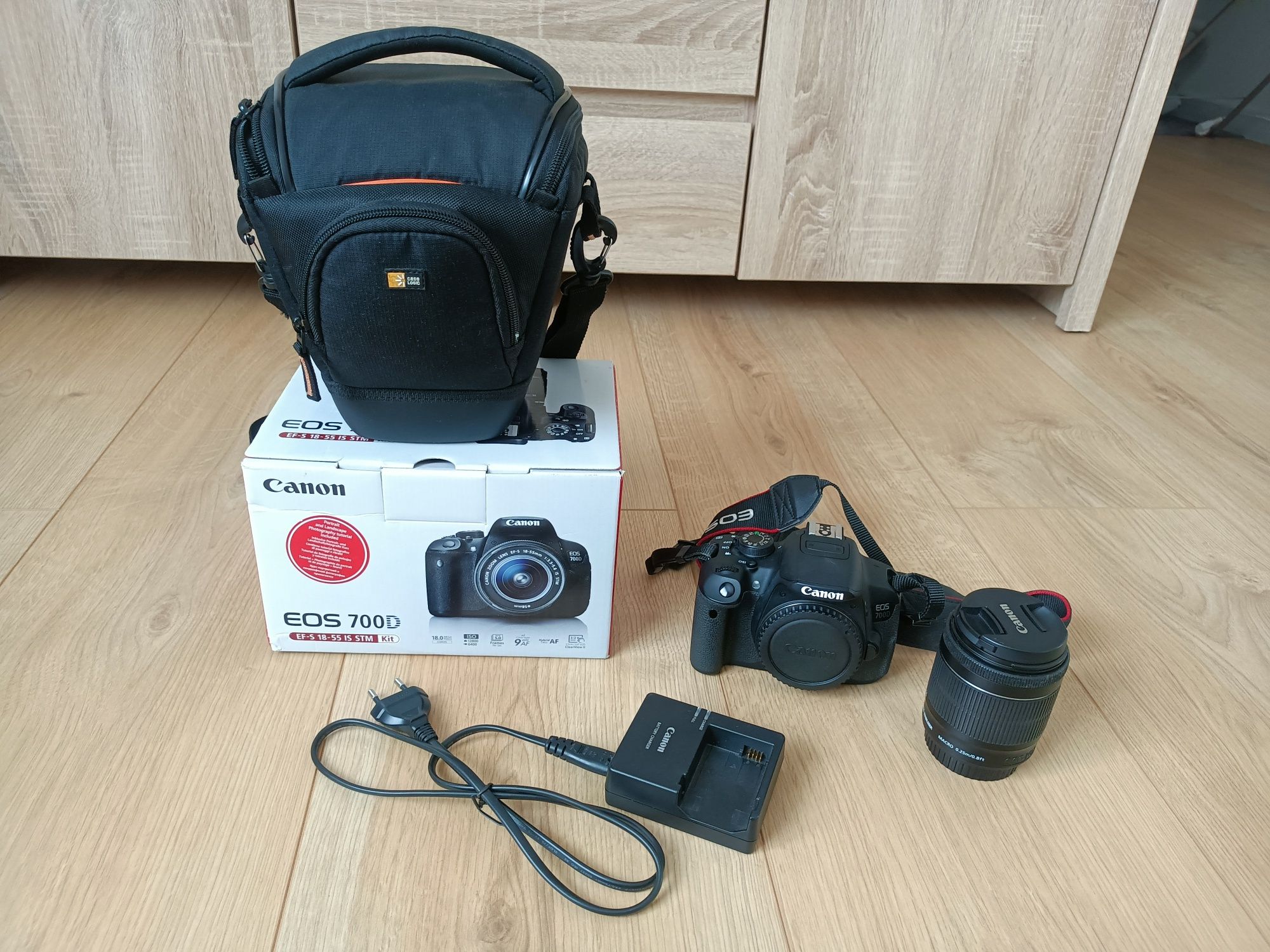 Aparat Canon eos 700D Lustrzanka