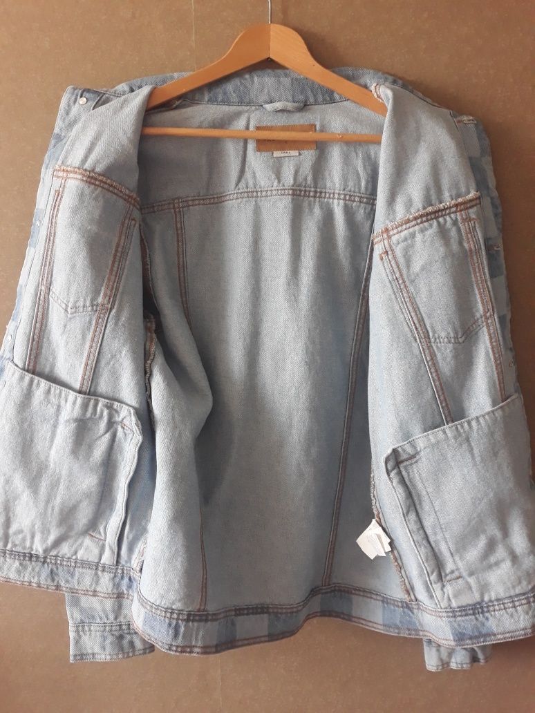 CROPP Męska kurtka jeansowa typu katana, uszyta z denimu. Roz. S