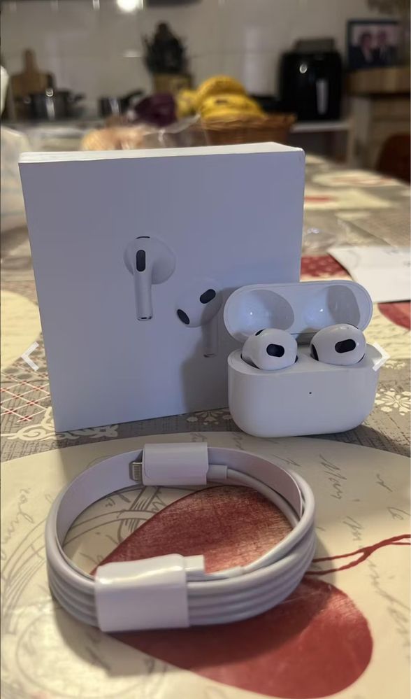 Airpods 3nd generation novos!