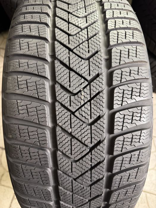 255/40/20 Pirelli Sottozero3 зимові шини 255 40 R20