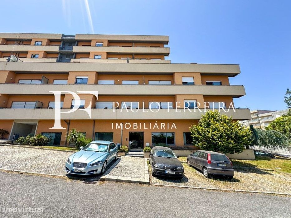 Escritório com armazém em Valongo