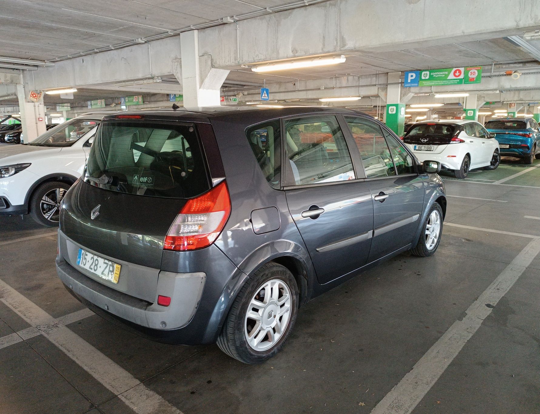 Renault Scénic II 1.5 dCi Privilège – 2005 – 100cv – Muito equipado