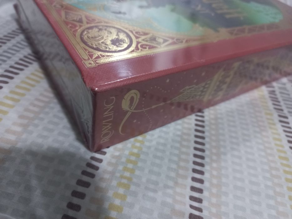 Livro novo POP UP, Harry Potter e a pedra filosofal,