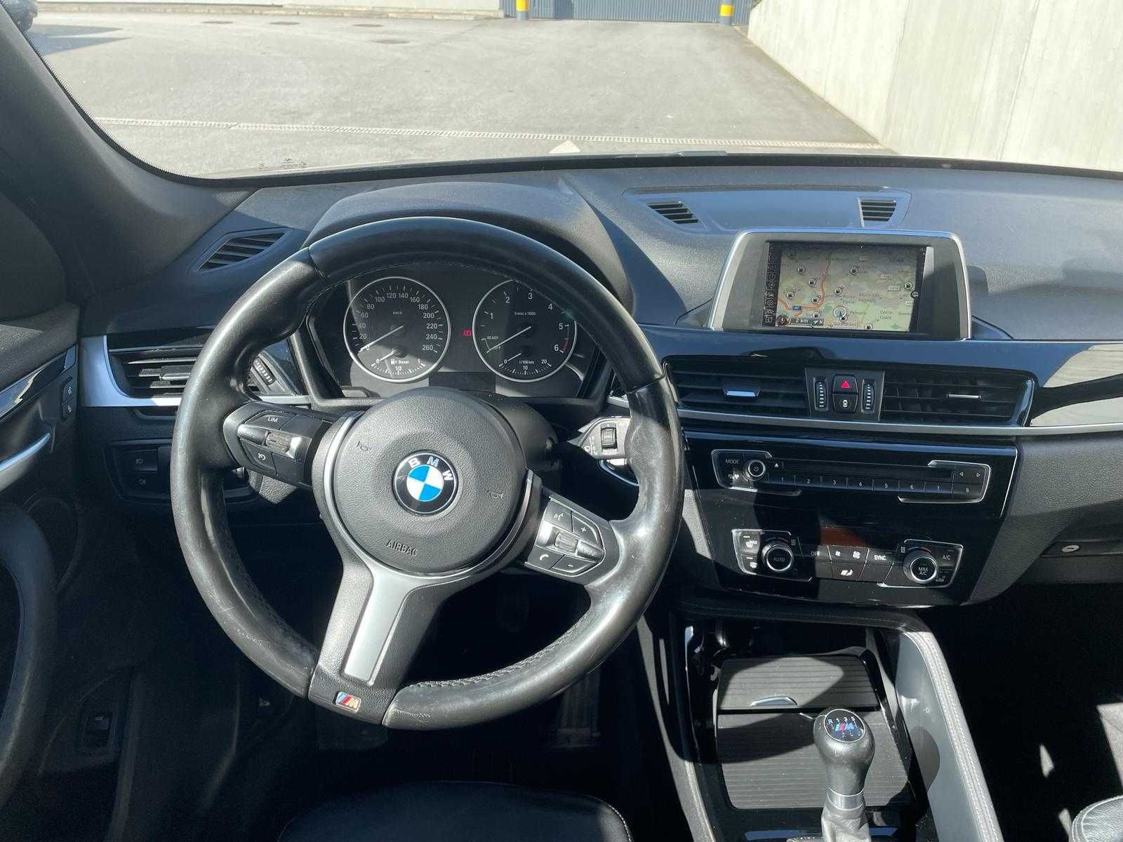 BMW X1 16D preto