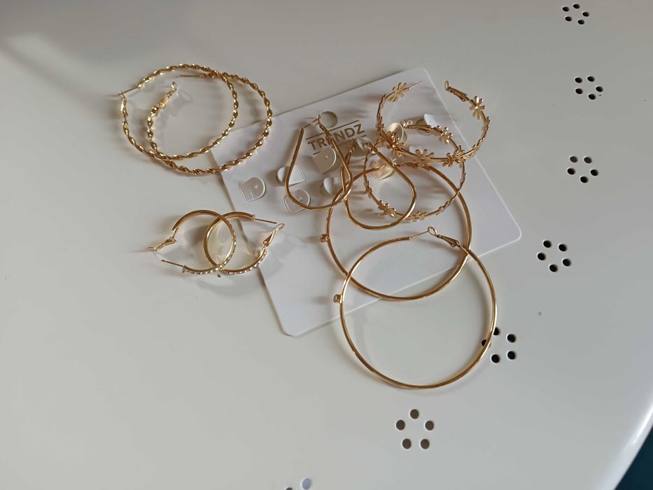 Kolczyki 5 par sztuczna biżuteria złote