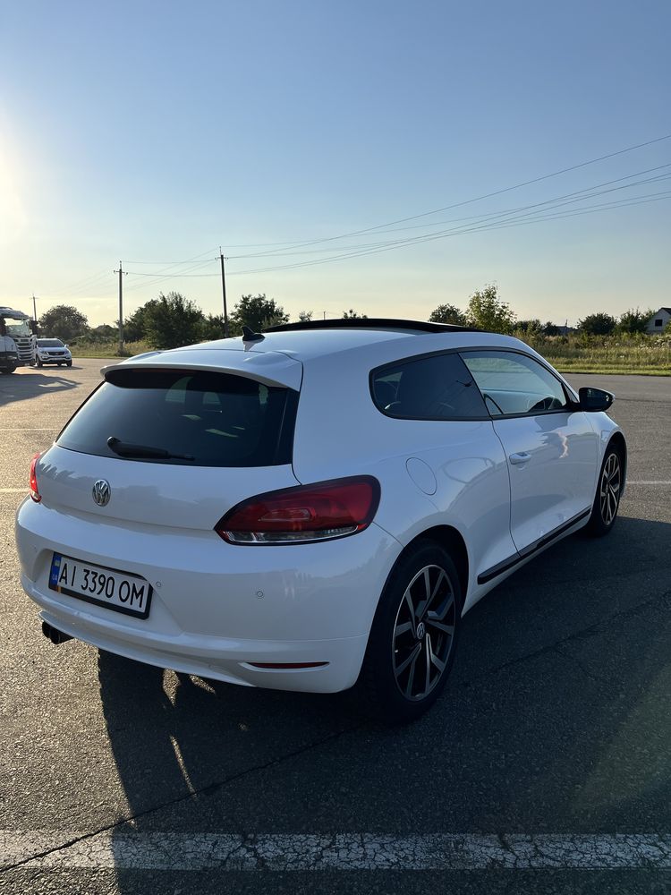 Volkswagen Scirocco 2.0 tsi