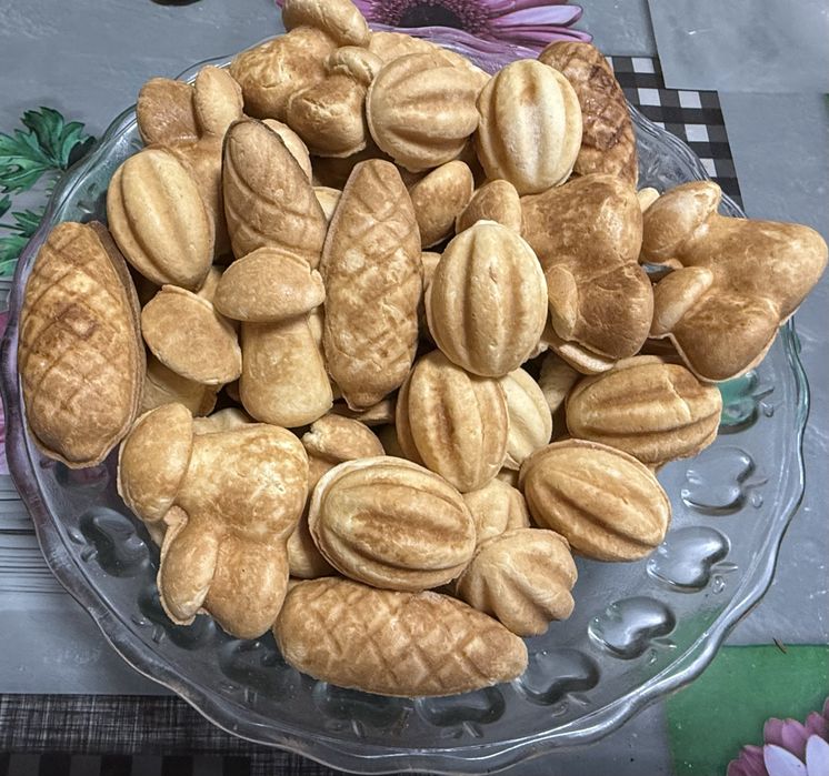 Велика горішниця орешница лесное ассорти форма для випічки на газу