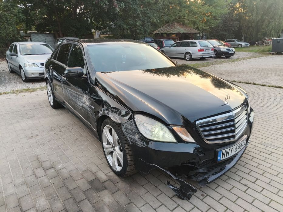 Mercedes E 200  2012r Zarejestrowany