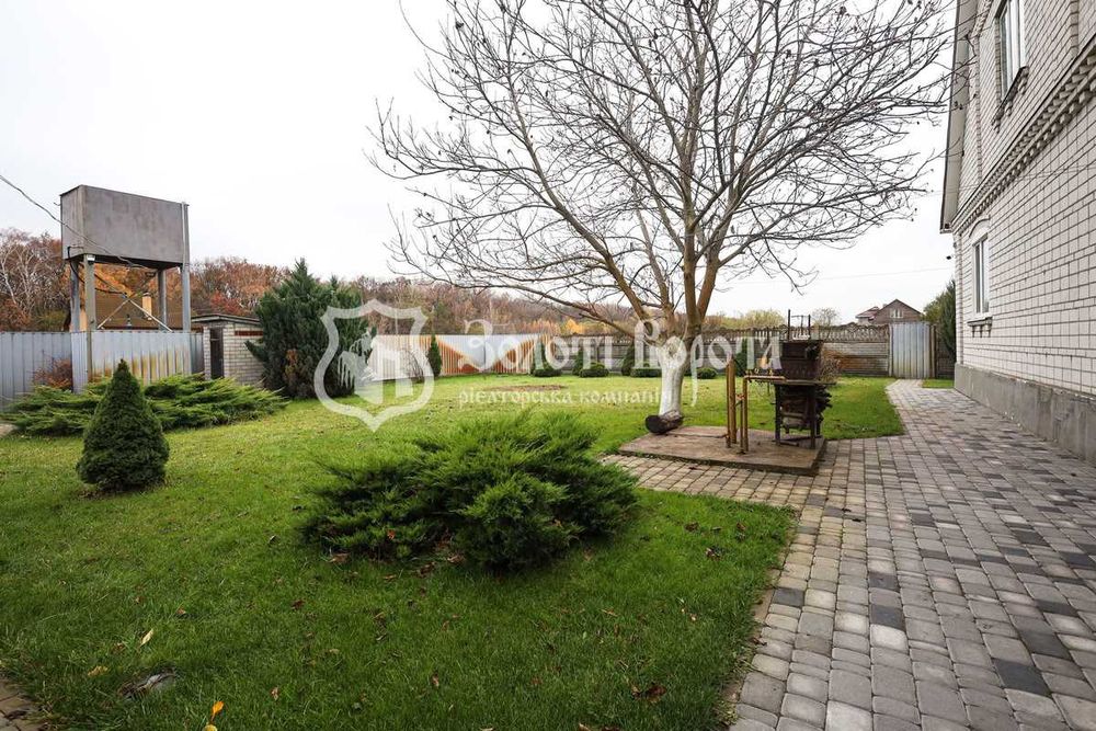 Будинок, 1пов. Гарний стан. с. Велика Димерка, Броварський район