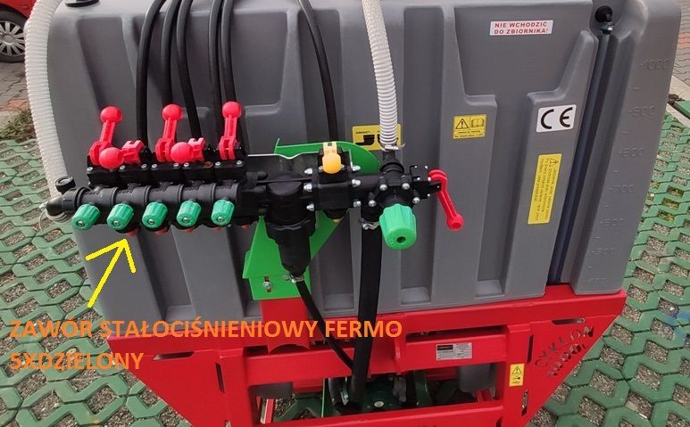 Opryskiwacz 400 litrów lanca 12m CYKLON szary opryskiwacze producent