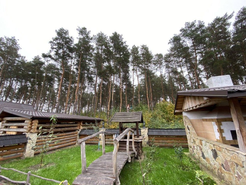 Продаж бази відпочинку Жовква + 1,5 га землі у приватній власності