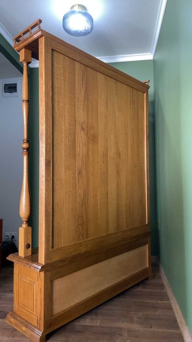 Гарнітур для передпокою з масива дуба (В-1980, Ш-1330, Г-390