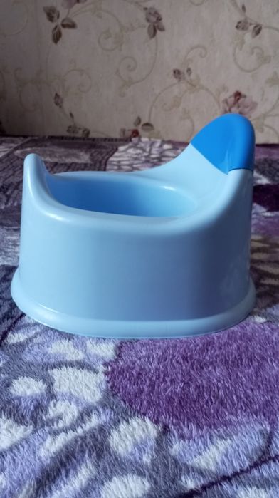Детский горшок голубой