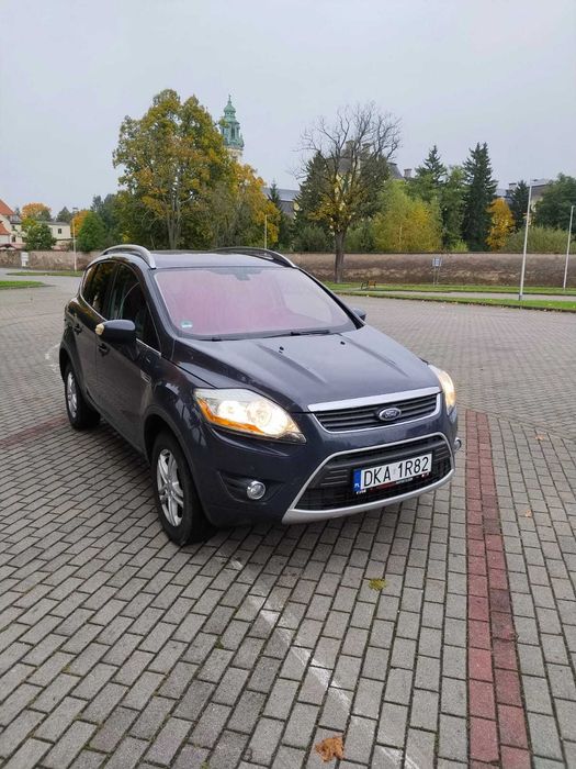 FORD KUGA 4x4 mały przebieg -zadbana