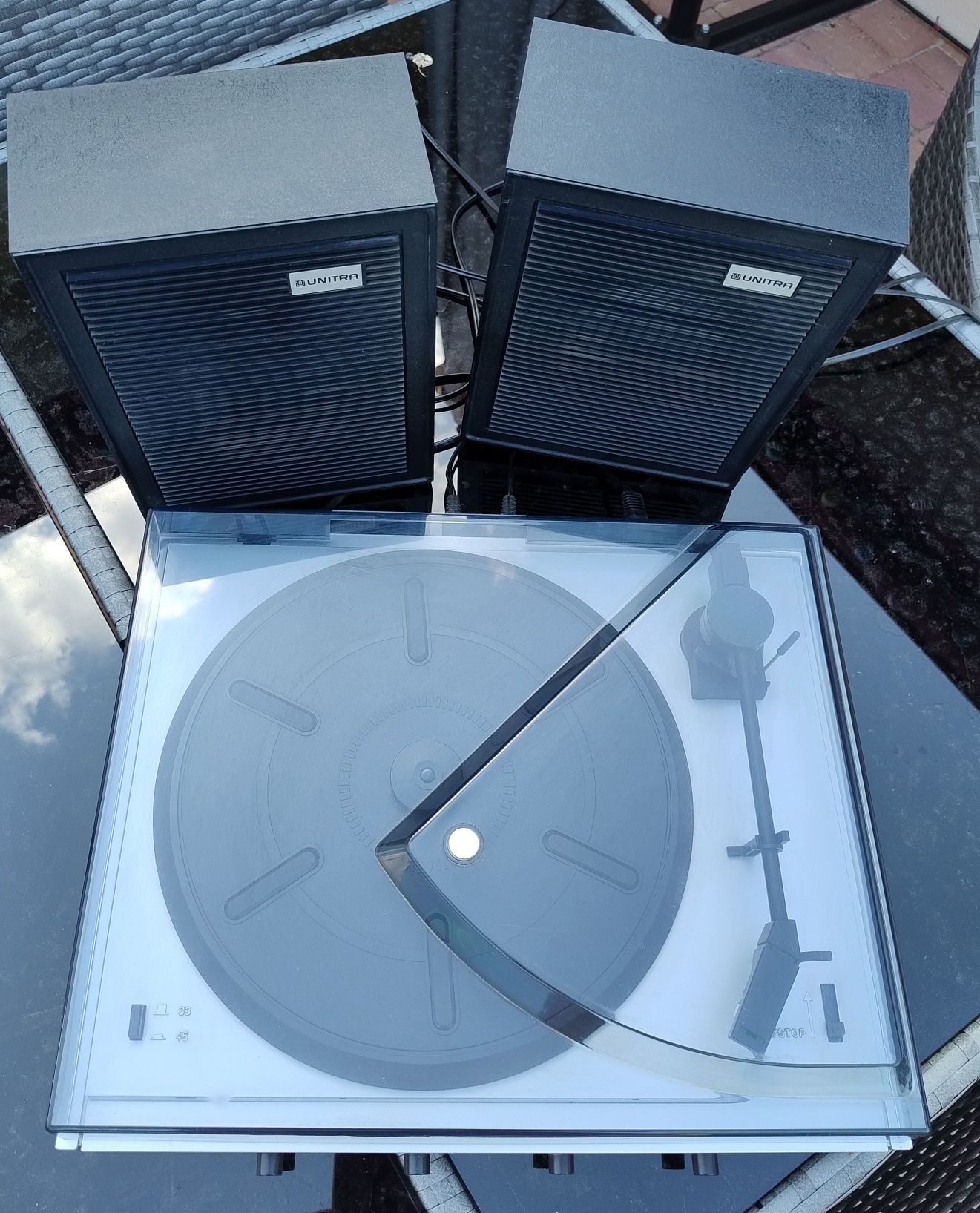 Gramofon UNITRA z 2 głośnikami