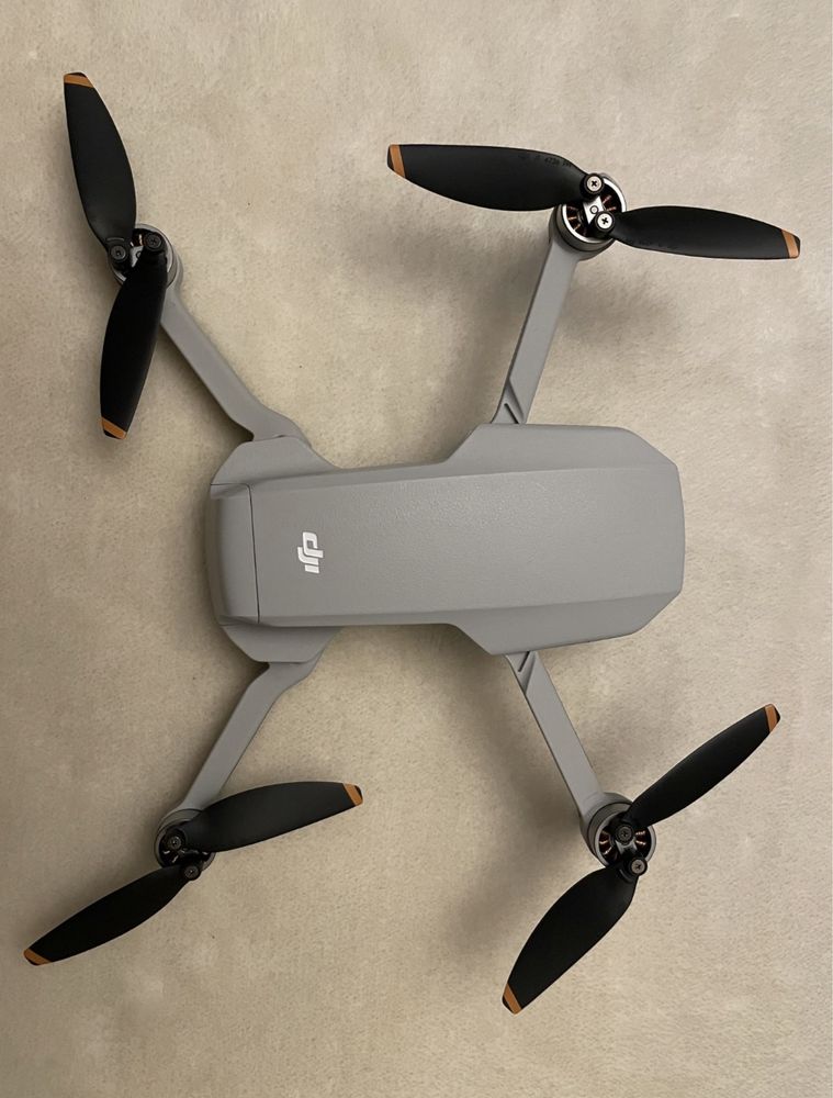 Jak NOWY SZYBKA WYSYŁKA Dron DJI Mavic Mini 2 Fly More Combo + Etui 4K