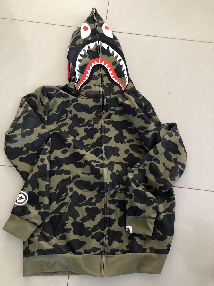 Bluza moro ala rekin L nowa kangurka na zamek