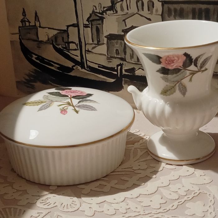 Porcelana Wedgwood seria Hathaway Rose