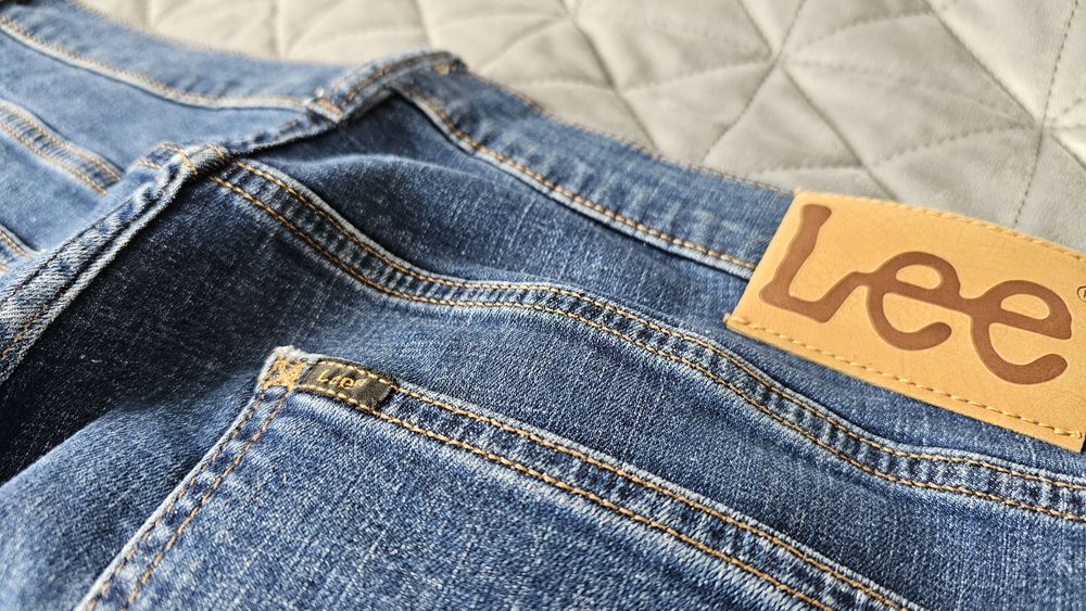 Spodnie LEE W33 L36 model LUKE jak nowe