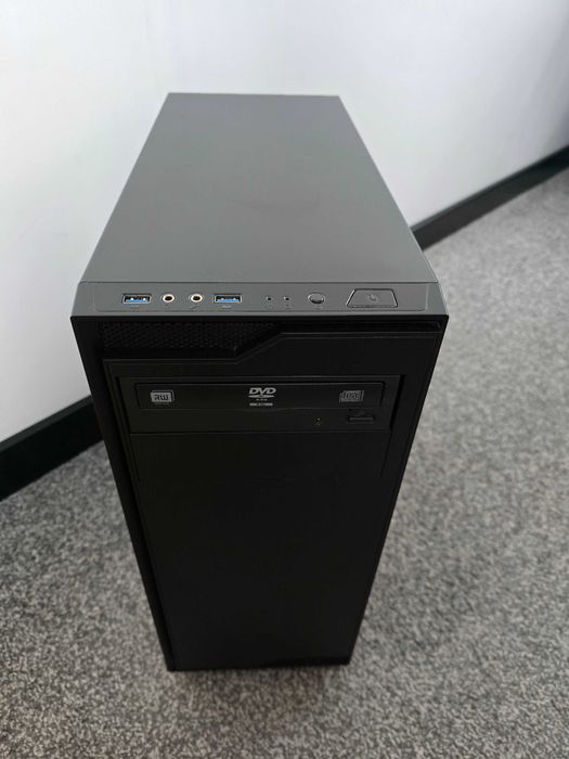 Tesla GS-300 i5-7400/GTX1050Ti/16GB/128GB+1TB