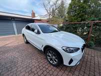 BMW X4 XDrive MHEV miękka hybryda biała perła stan jak nowy