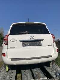 Задні двері toyota rav4 06-12 рік