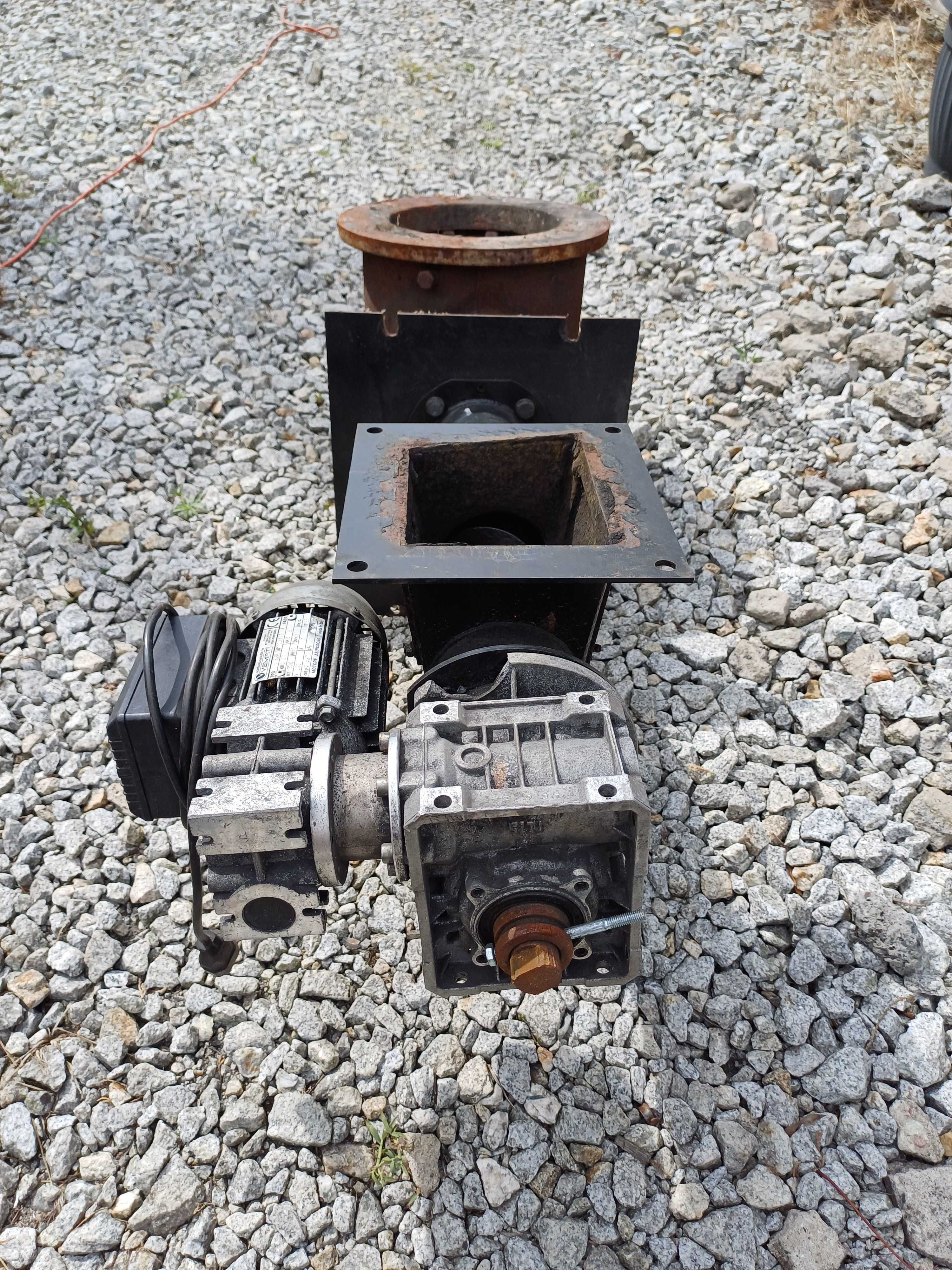 Podajnik ślimakowy do kotła 25kW