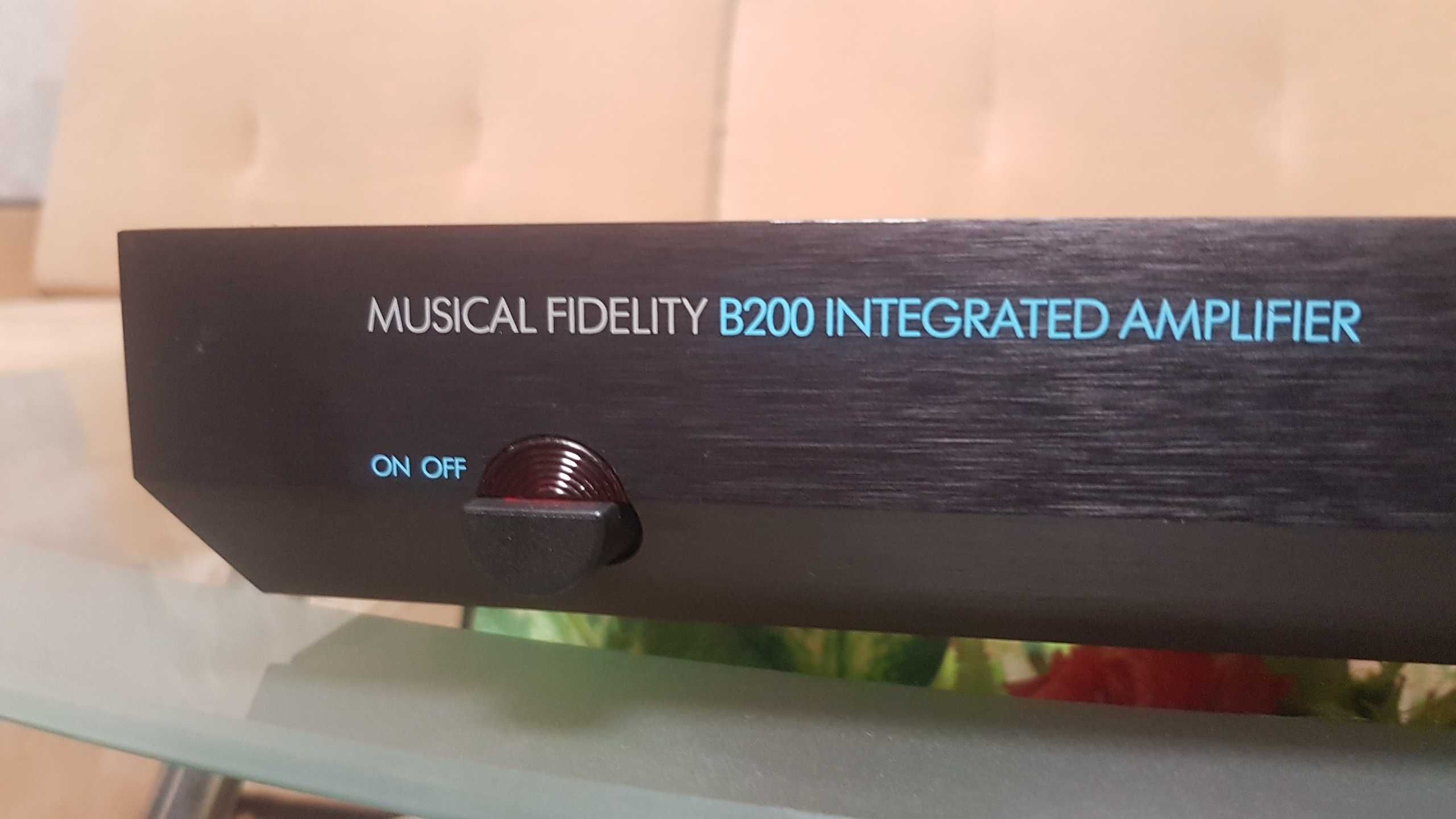 Усилитель Musical Fidelity B200 Hi-Fi Stereo made in England