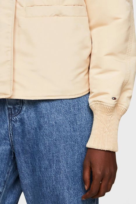Жіночий бежевий бомбер CLEAN PADDED BOMBER
Tommy Hilfiger WW0WW40474