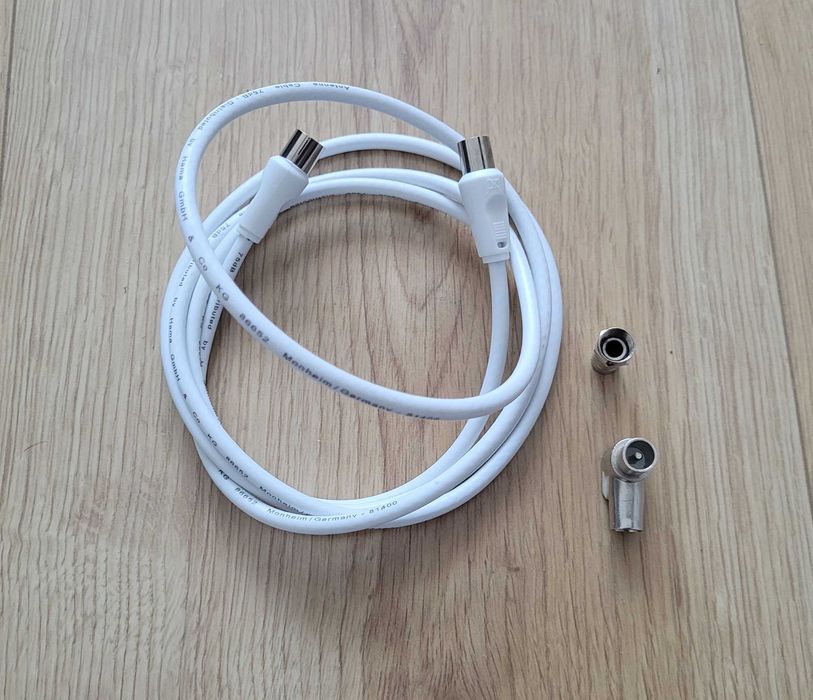 Kabel antenowy Hama 1,5m Biały + GRATIS