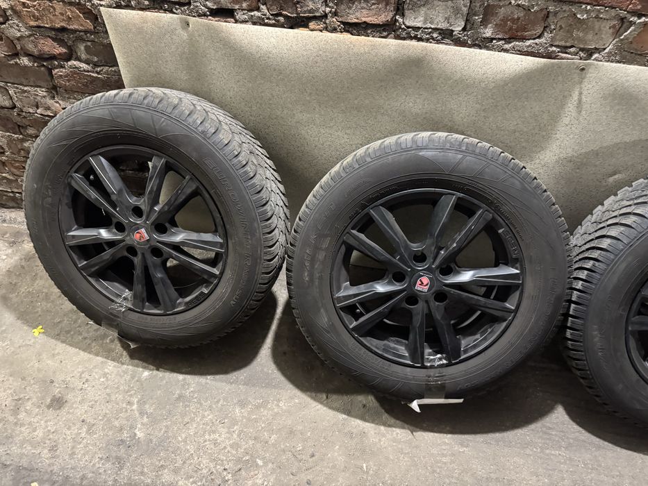 Koła zimowe Momo 16 5x114.3 ET40+Opony Falken 215/65/16 z 2020r