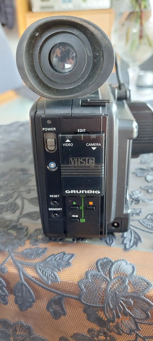 Відеокамера Grundig vs-c40