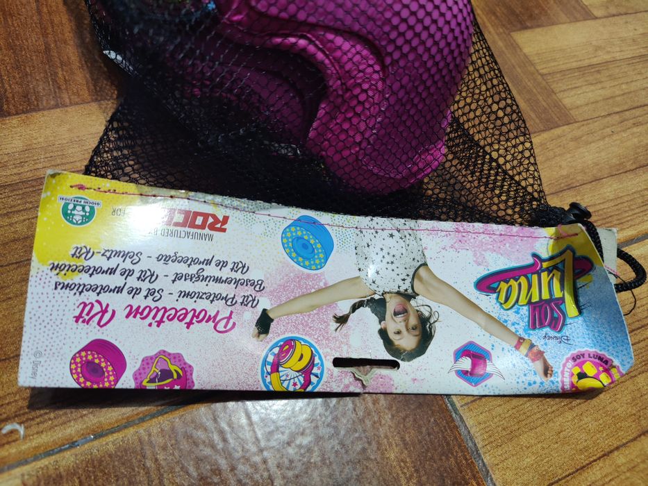Vendo conjunto patins e kit de proteção !