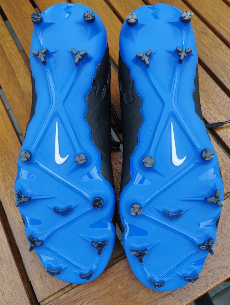 Buty piłkarskie Nike PHANTOM GX PRO FG