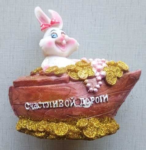 Сувенир копилка Заяц в лодке, новая.