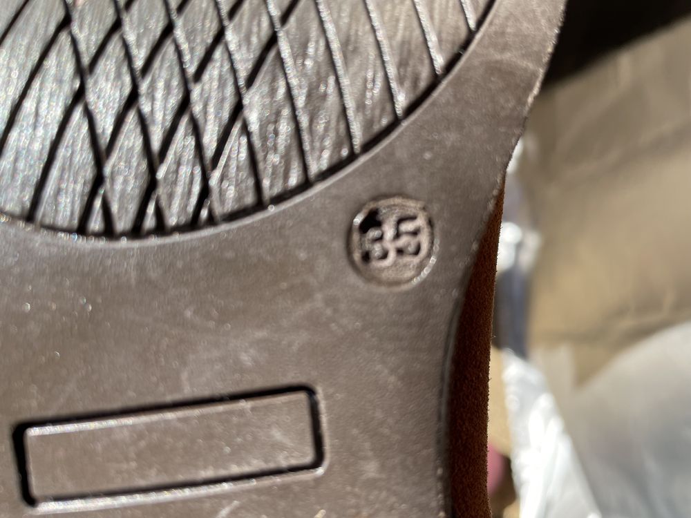 Botas novas | Tam 35