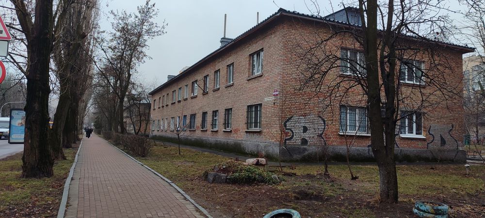 Продам трикімнатну квартиру в Вишневому