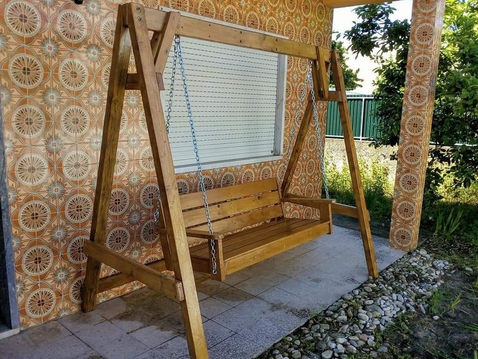 Banco Baloiço em madeira