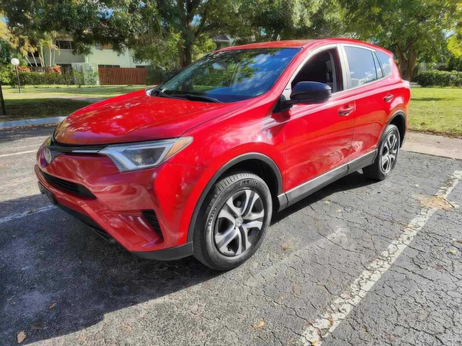 2017   Toyota    RAV4