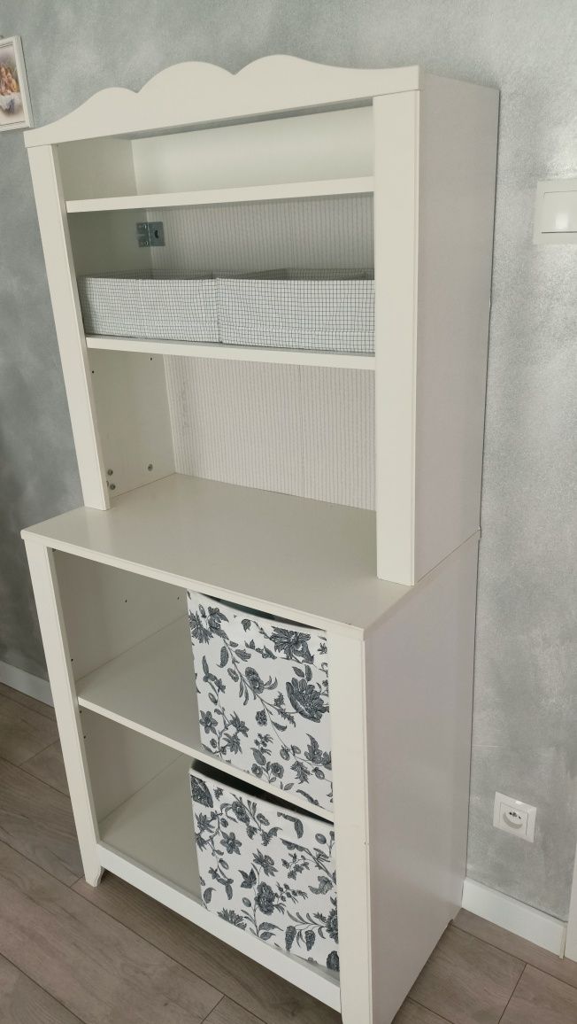 Regał Hensvik Ikea z przewijakiem