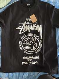 T-Shirt Stussy estampada